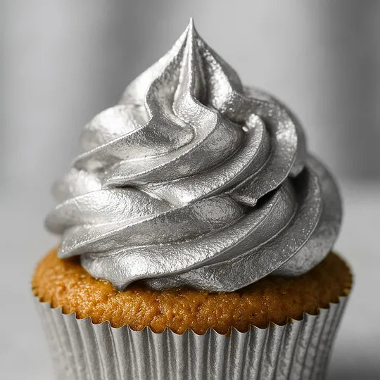 Over The Top Metallic Silver Food Spray 48g