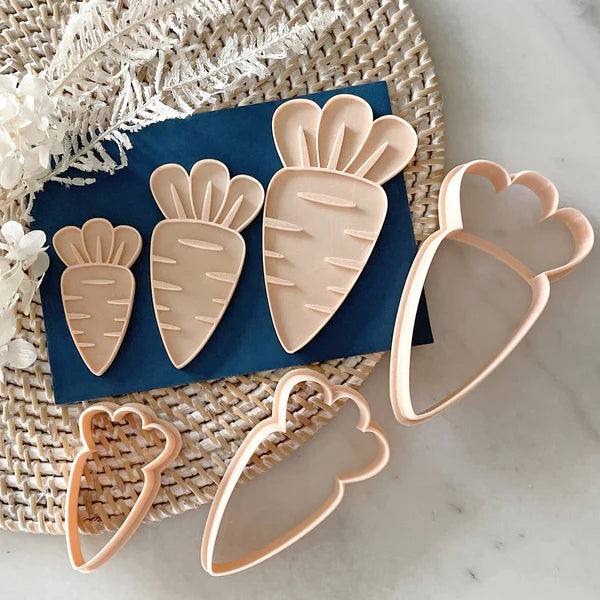 Little Biskut Carrot Embosser Cookie Cutter