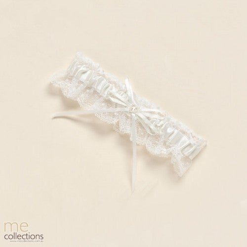 Wedding Garter With Lace And Diamante - White