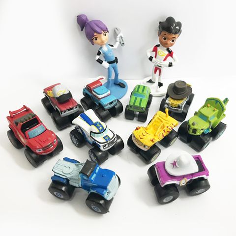 Blaze Monster Machines Plastic Figurines 12 Piece Set